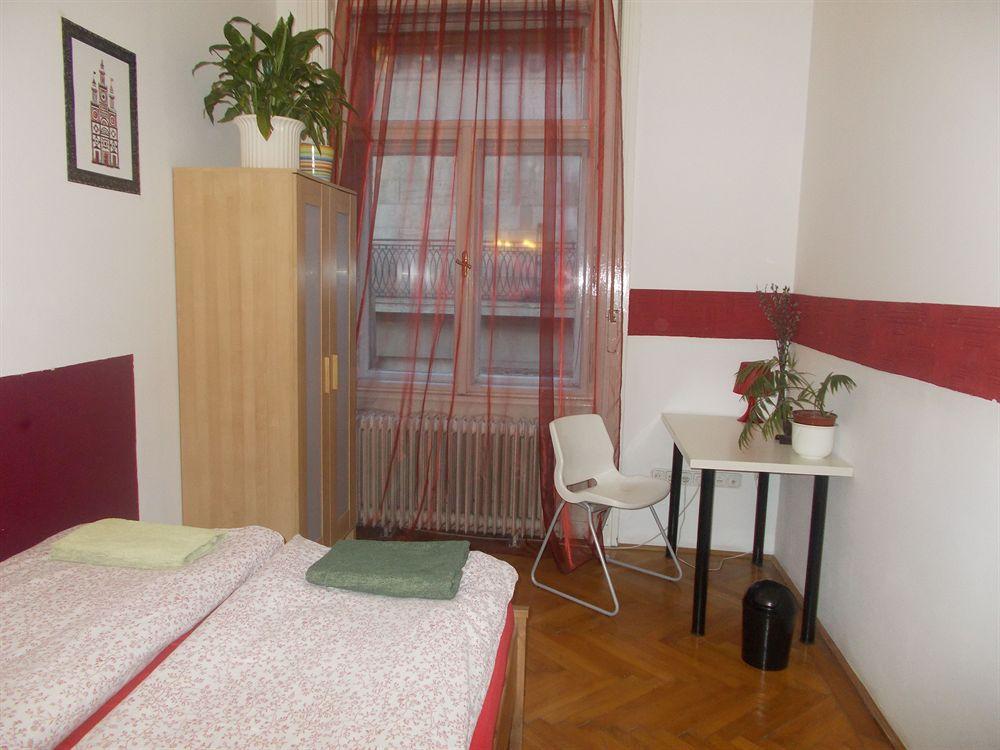 Gaia Astoria Hostel Budapest