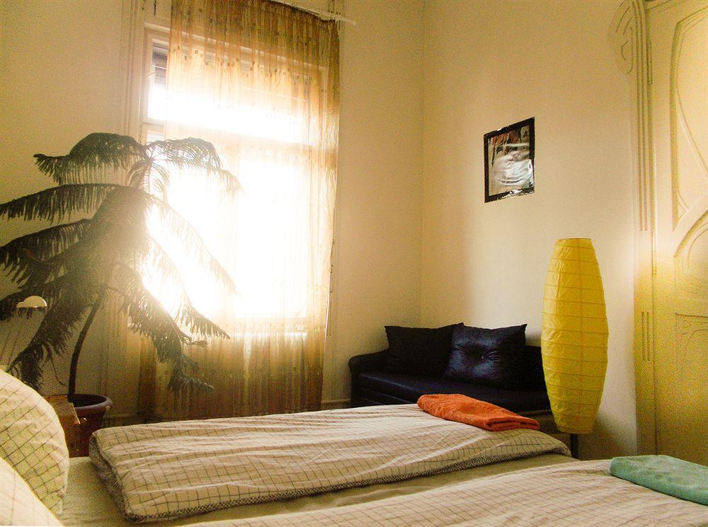 Gaia Astoria Hostel